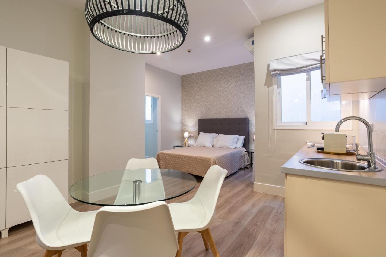 Urbe10 Angel Suites Premium Loft 3B Malaga Exterior photo